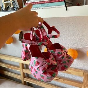 SugarThrillz pink Strawberry platform heels